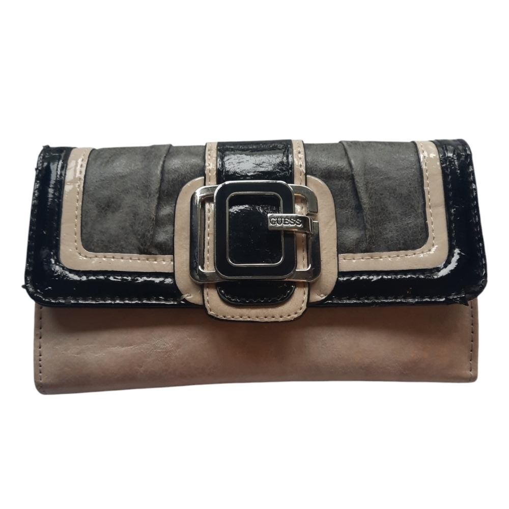 Guess Trifold wallet